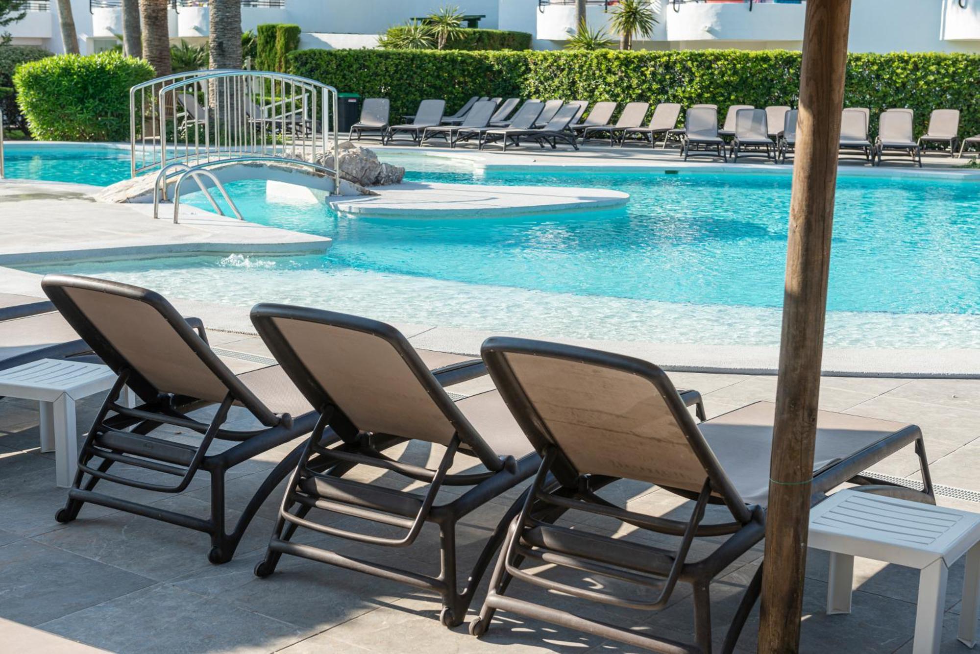 Alcudia Beach Apartments Port de Alcudia  ภายนอก รูปภาพ